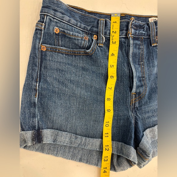 Levi's Wedgie High Rise Blue Jean Shorts - Picture 4 of 6